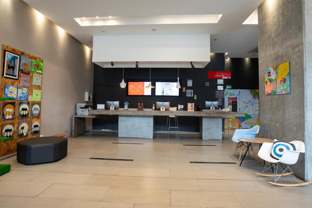 Hotel Ibis Cali Granada Exteriér fotografie